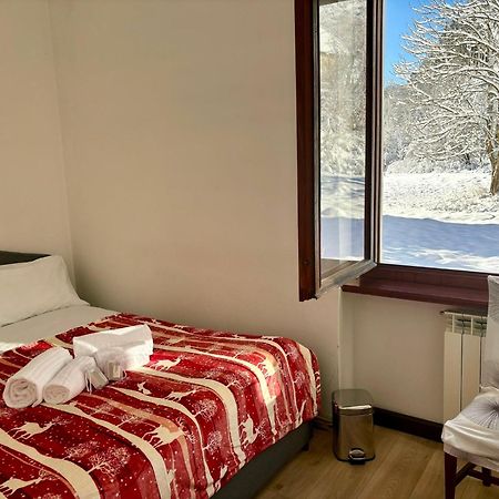 Lussuosa Suite In Montagna Con Wifi E Netflix ตาร์วีซีโอ ภายนอก รูปภาพ