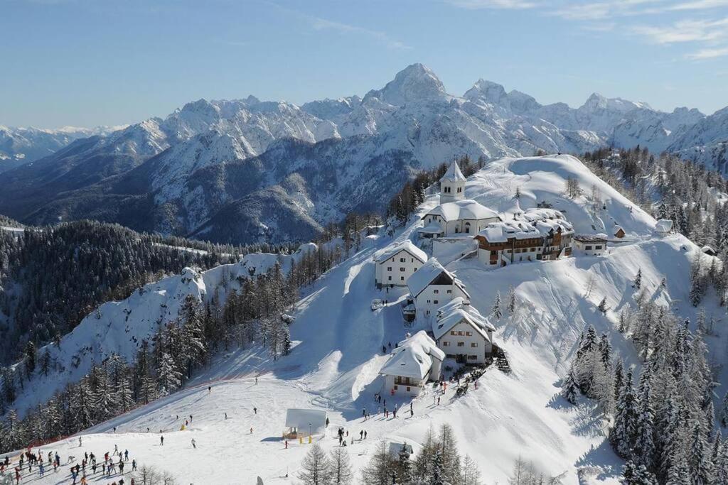 Lussuosa Suite In Montagna Con Wifi E Netflix ตาร์วีซีโอ ภายนอก รูปภาพ