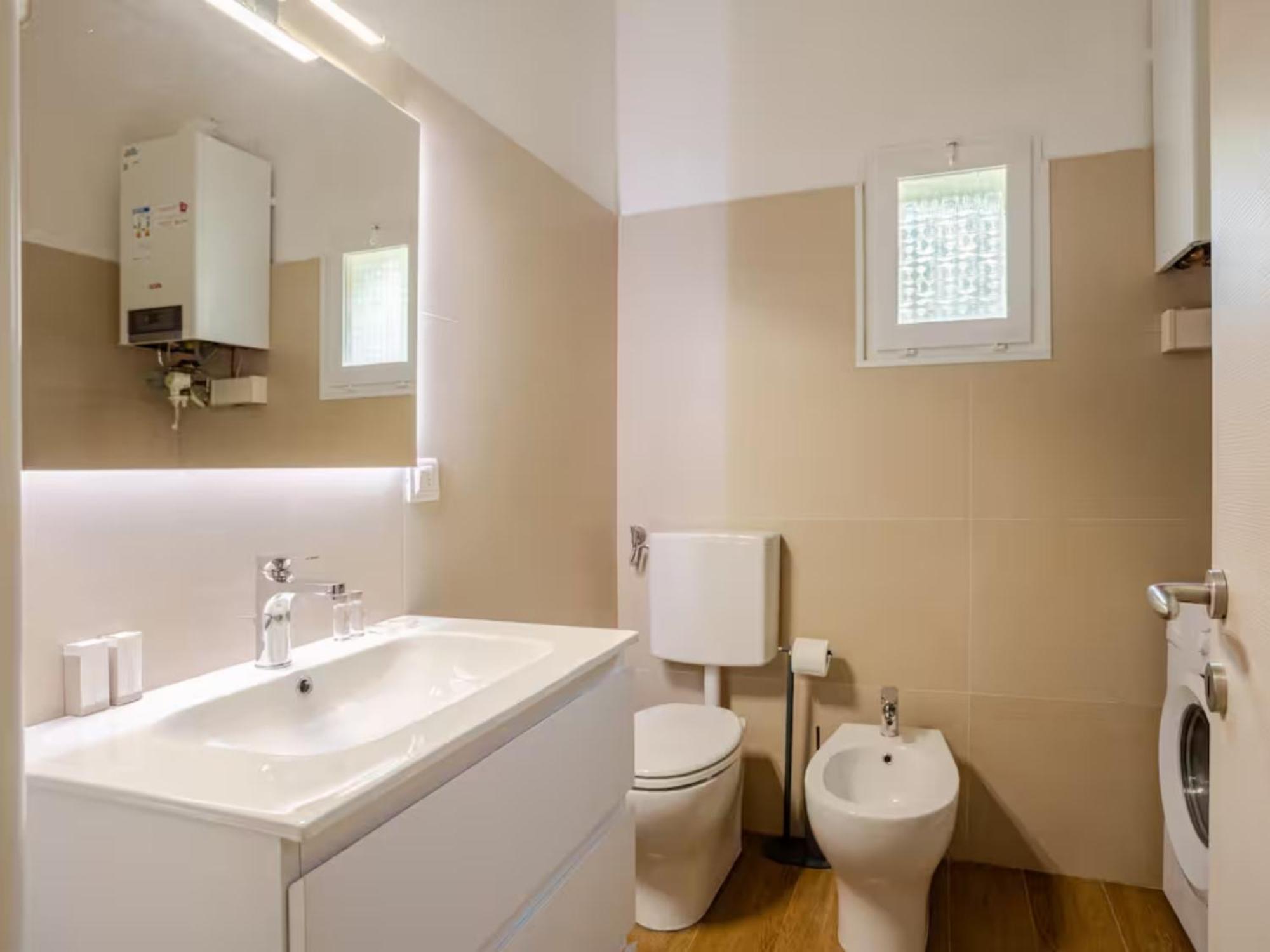 Lussuosa Suite In Montagna Con Wifi E Netflix ตาร์วีซีโอ ภายนอก รูปภาพ